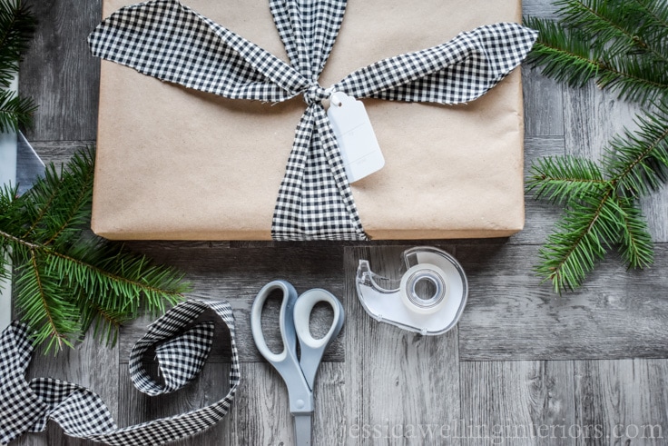 Christmas Gift Wrapping Ideas: Fabric Ribbon