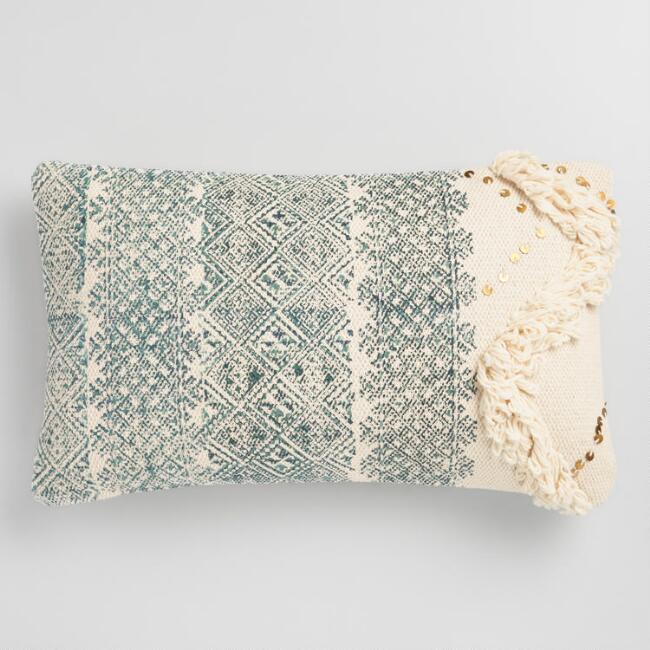 Transition from Christmas to Winter with these inexpensive  but cozy Winter throw pillows and throw pillow covers. They will bring texture and warmth to your sofa or bed during the cold months!