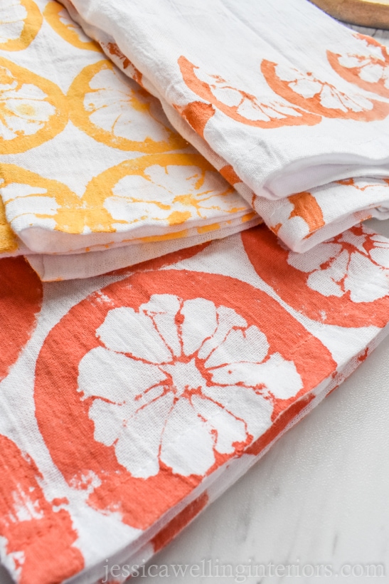 DIY Tea Towel Tutorial (Stamped Kitchen Towels)