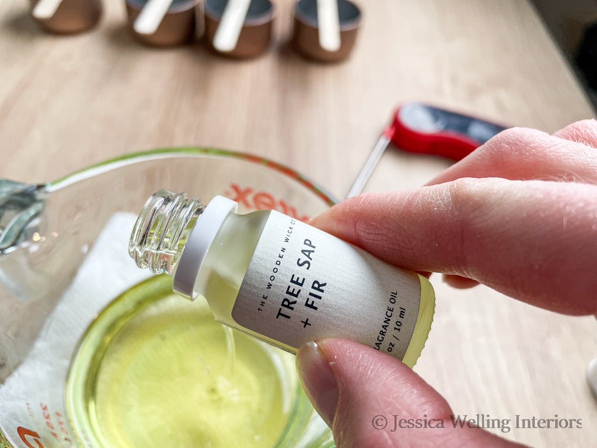 Top 10 High-Quality Fragrance Oils for Wax Melts in the UK