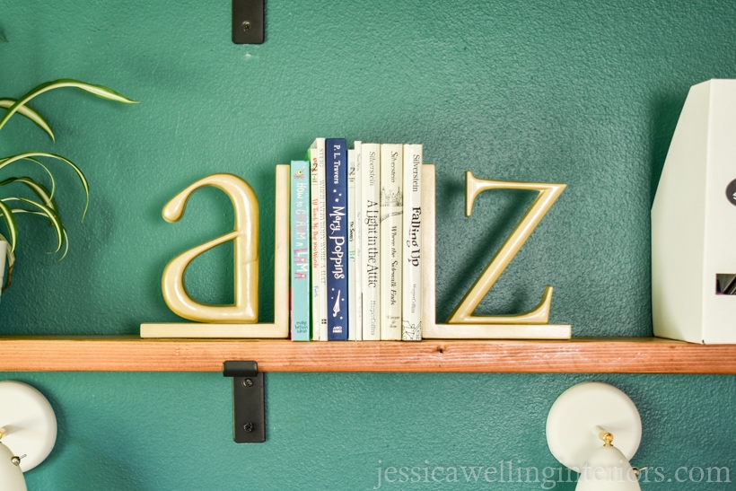 Easy DIY Floating Shelves Tutorial