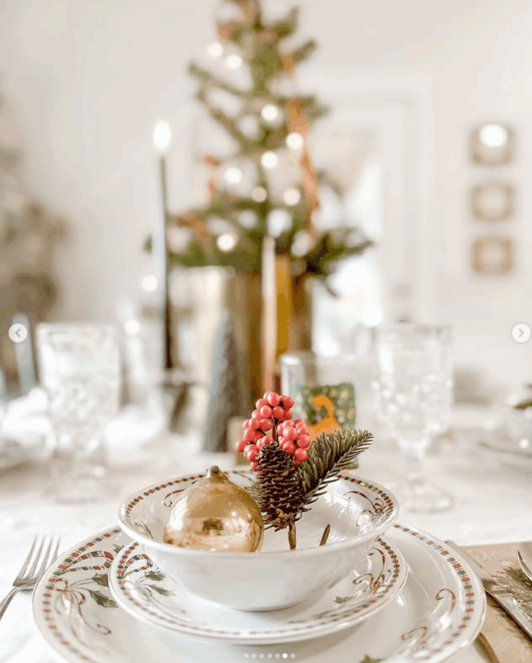 25 Inspiring Christmas Table Settings To Elevate Your Holiday Dining 25 Inspiring Christmas Table Settings To Elevate Your Holiday Dining