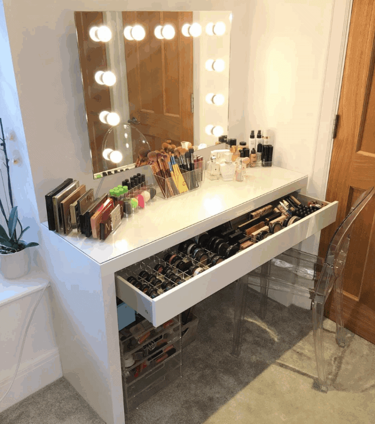 Dressing Table Ideas To Transform Your Morning Routine - Jessica ...